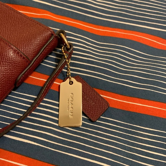 Coach Kitt Messenger Crossbody - Picture 3 of 8